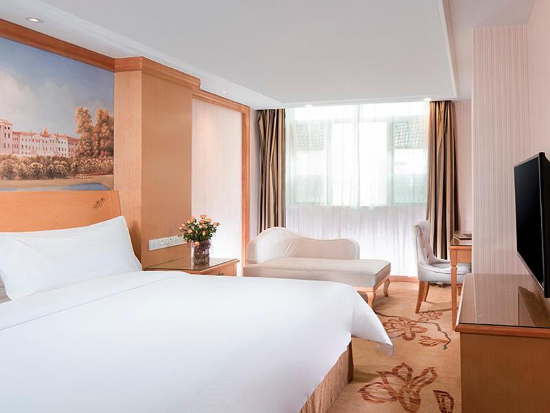 Vienna Hotel Qingyuan Yingde Guangming Road Εξωτερικό φωτογραφία
